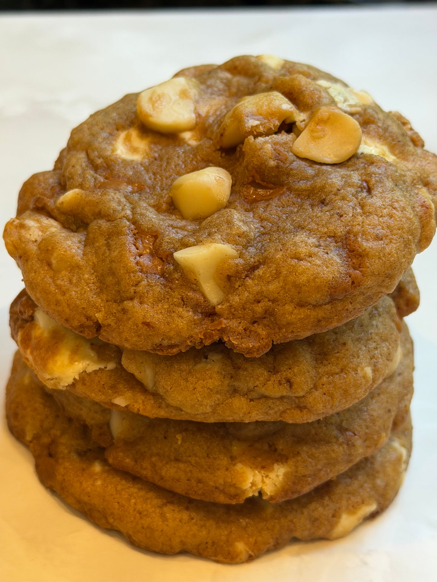 Caramelized White Chocolate Macadamia Cookies